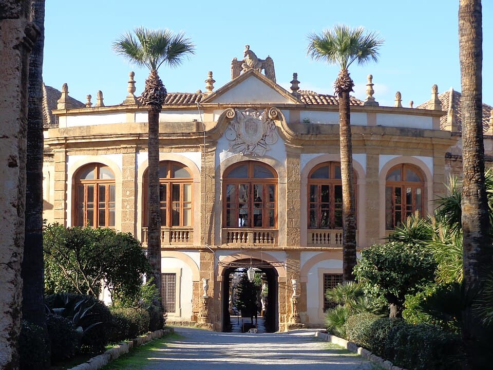 Villa Palagonia — Bagheria (in treno)